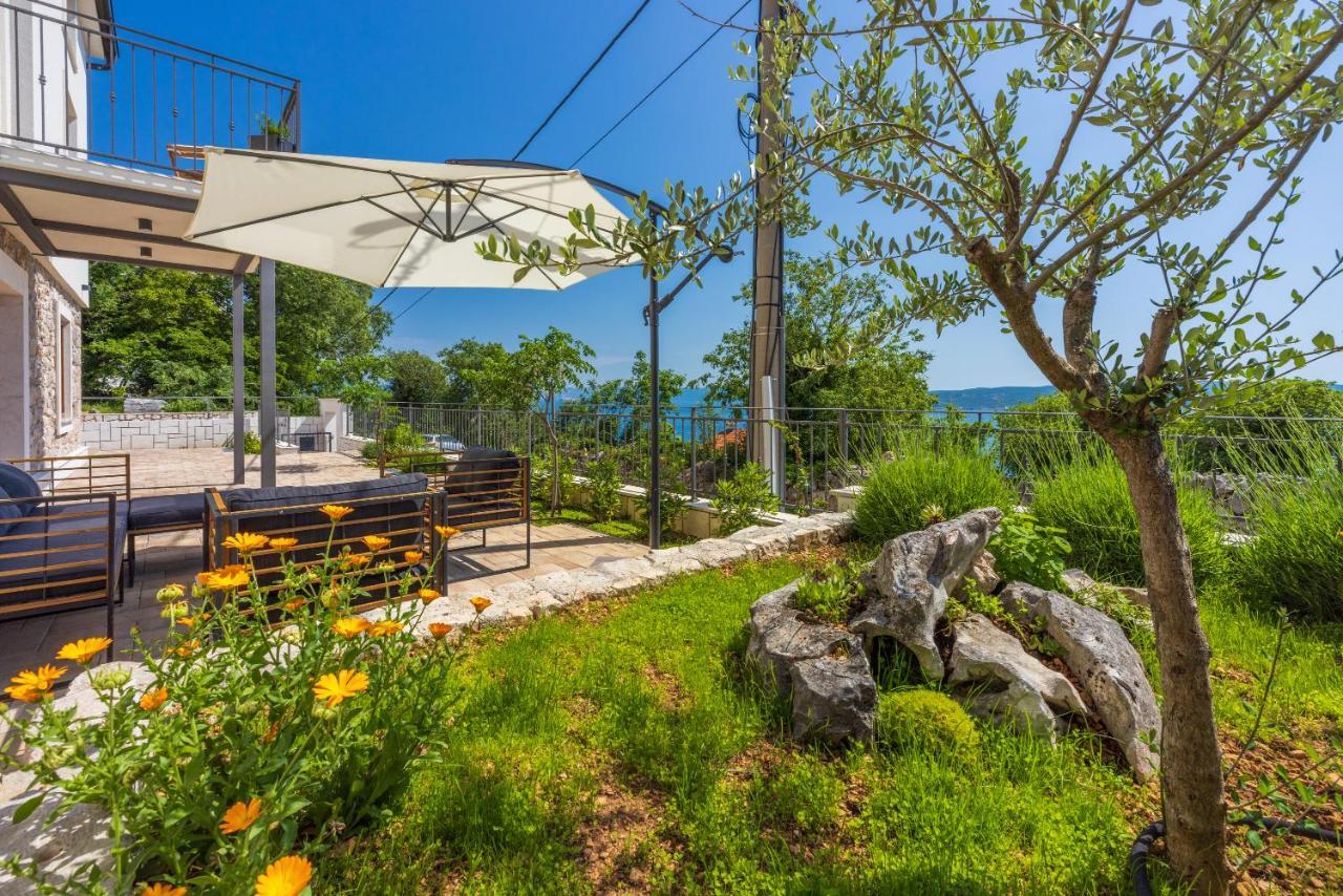 Villa Antani With Heated Pool, Sauna & Jacuzzi 茨里克韦尼察 外观 照片