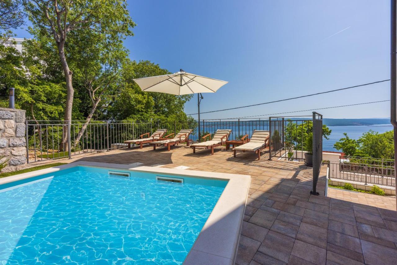 Villa Antani With Heated Pool, Sauna & Jacuzzi 茨里克韦尼察 外观 照片