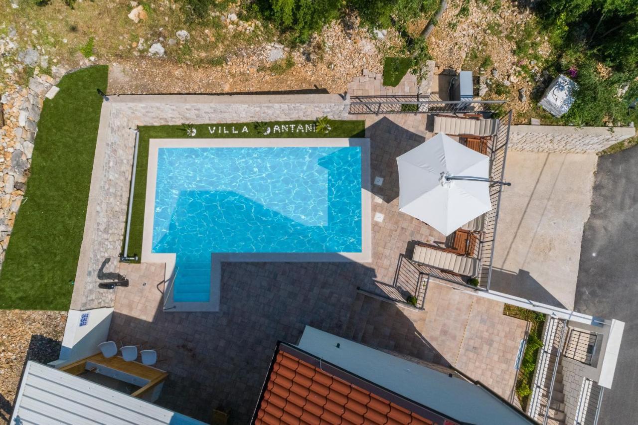 Villa Antani With Heated Pool, Sauna & Jacuzzi 茨里克韦尼察 外观 照片